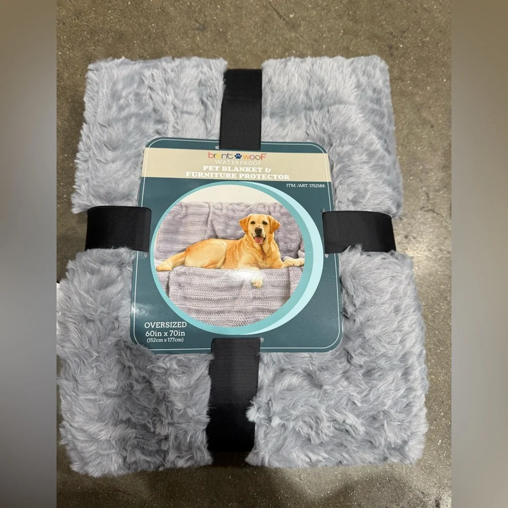 Brentwood Oversized Waterproof Pet Blanket and Furniture Protector, Bubble Fur